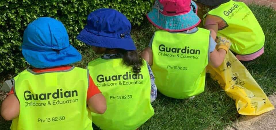 children picking up rubbish for Clean Up Australia Day 2020