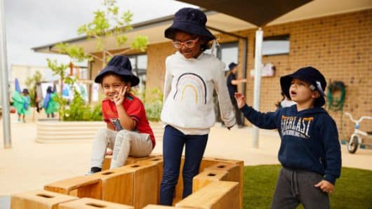 happy-children-playing-outside-1-600x400